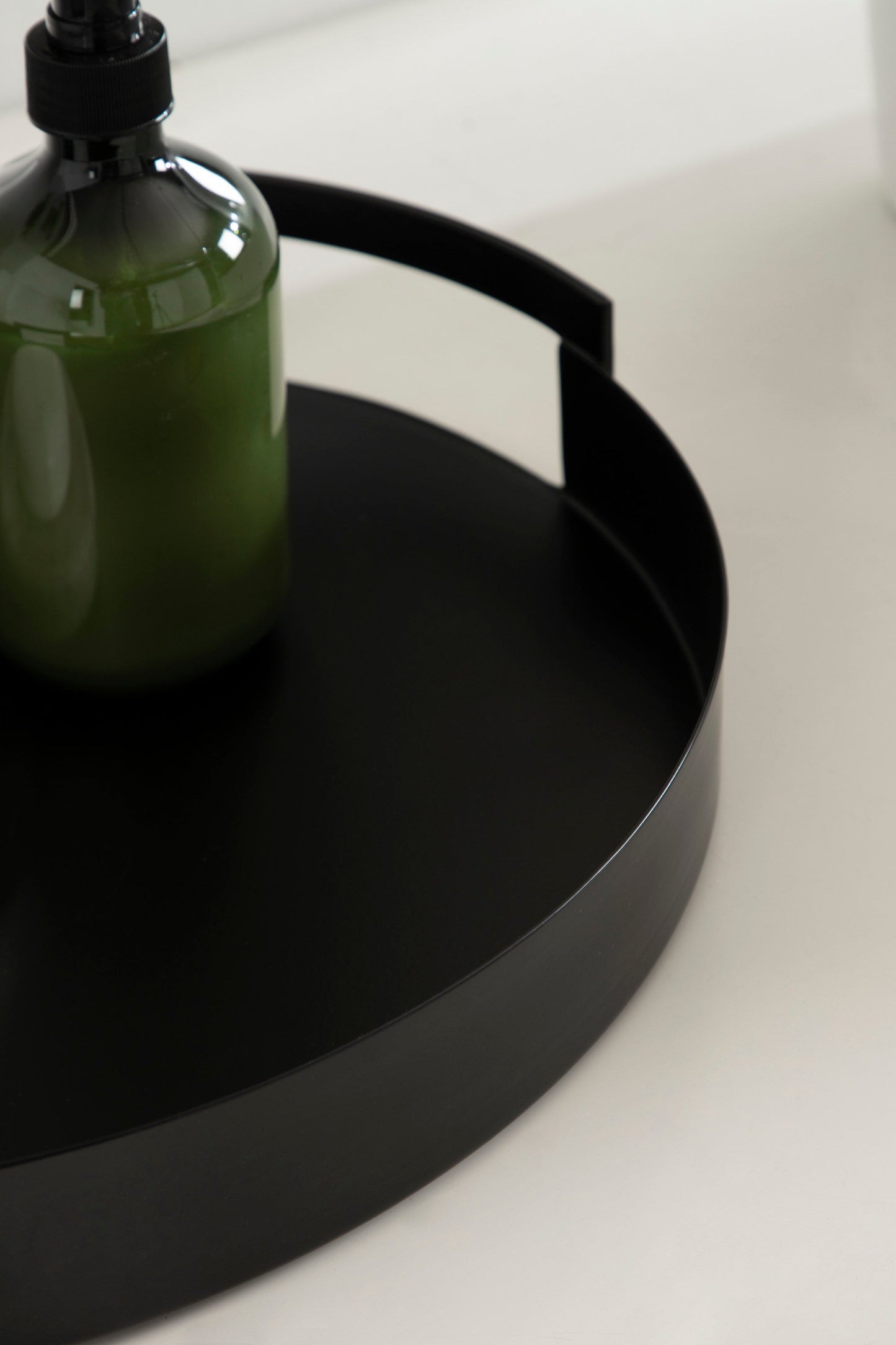 Myo Metal Round Tray