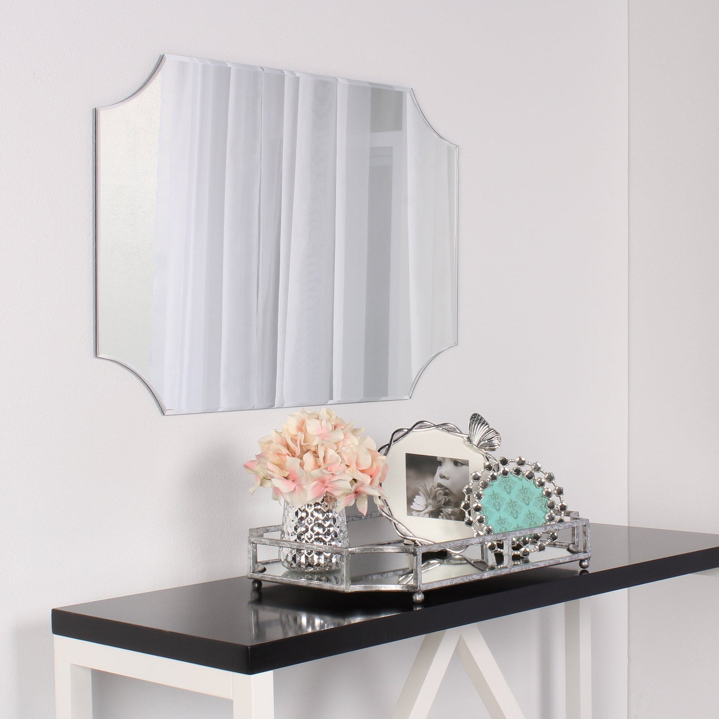 Ciel Metal Mirrored Scalloped Decorative Tray