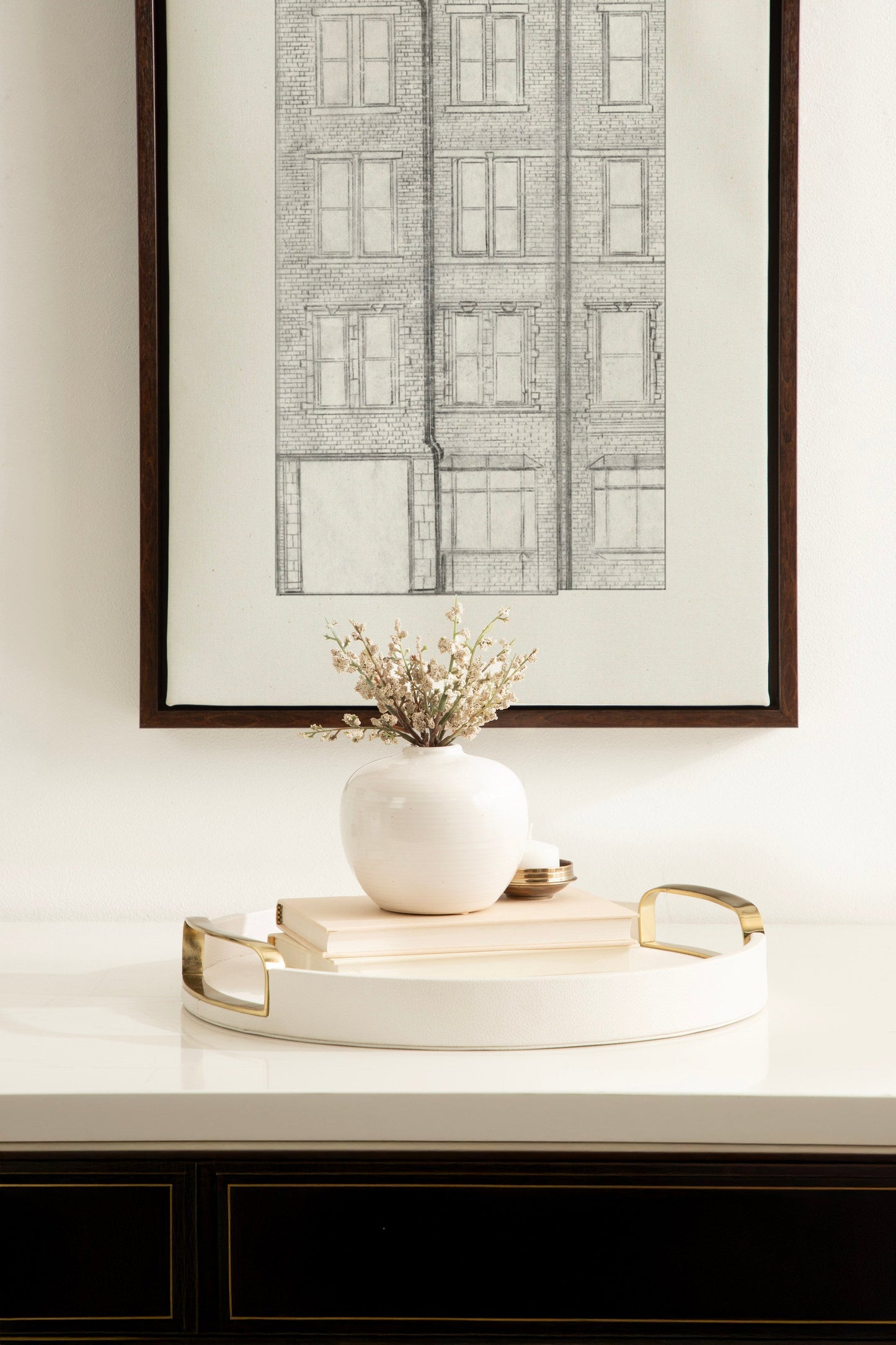 Valeska Round Tray with Handles