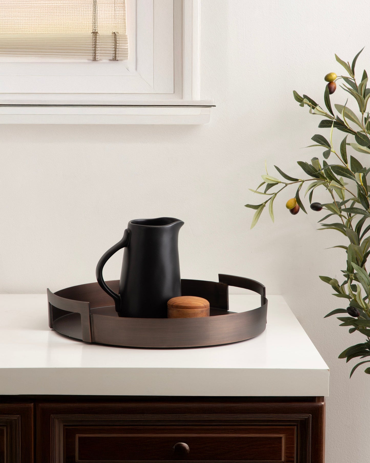 Myo Metal Round Tray